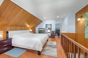 5 Avon Rd, New Hyde Park, NY 11040 - Photo 15