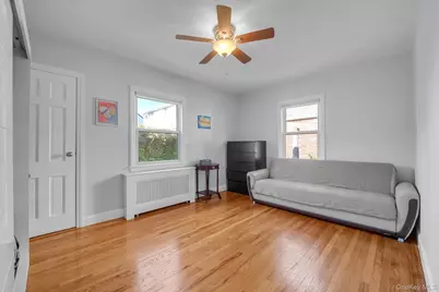 5 Avon Road, New Hyde Park, NY 11040 - Photo 11