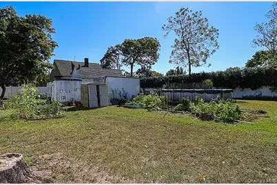 230 Kensington Avenue, Bayport, NY 11705 - Photo 31