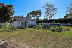 230 Kensington Ave, Bayport, NY 11705 - Photo 31