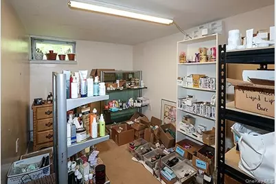 230 Kensington Avenue, Bayport, NY 11705 - Photo 23