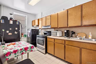 105 E 116th Street #7, New York, NY 10029 - Photo 5