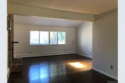 39B Norwood Road #Right, Port Washington, NY 11050 - Photo 5