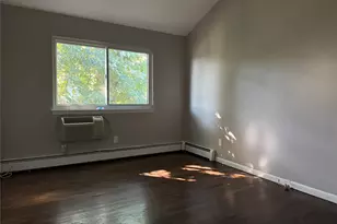 39B Norwood Rd, Port Washington, NY 11050 - Photo 11