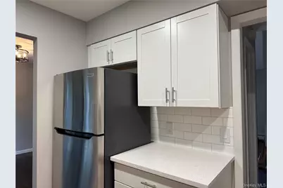 39B Norwood Road #Right, Port Washington, NY 11050 - Photo 9