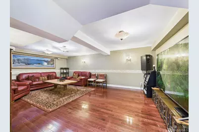 428 Toftree Court, Roslyn, NY 11576 - Photo 29