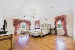428 Toftree Ct, Roslyn, NY 11576 - Photo 19