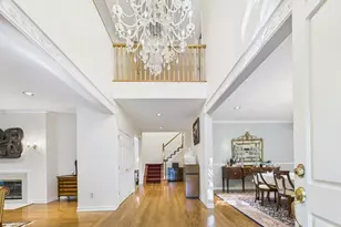 428 Toftree Ct, Roslyn, NY 11576 - Photo 5