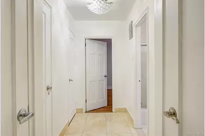 123-35 82nd Road #2K, Kew Gardens, NY 11415 - Photo 17