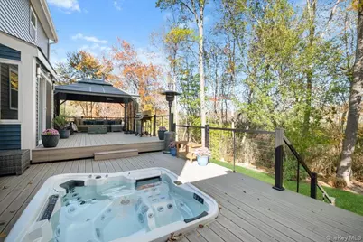 67 Thoreau Court, Yorktown Heights, NY 10598 - Photo 37