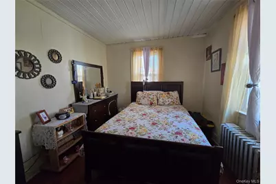 340 Locust Avenue, Port Chester, NY 10573 - Photo 13