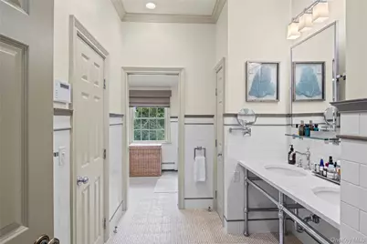 336 Bay Avenue, Huntington, NY 11743 - Photo 21