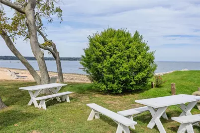 336 Bay Avenue, Huntington, NY 11743 - Photo 41