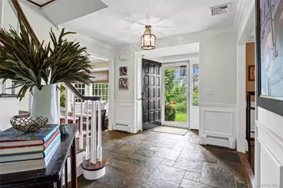 336 Bay Avenue, Huntington, NY 11743 - Photo 3