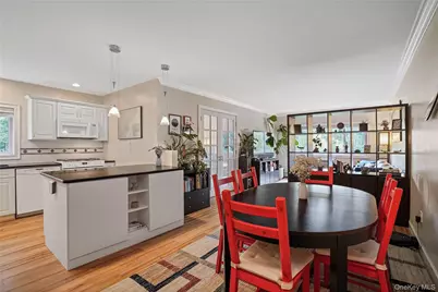 2333 Palmer Avenue #2G, New Rochelle, NY 10801 - Photo 1