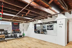 142 Rocklyn Ave, Lynbrook, NY 11563 - Photo 17