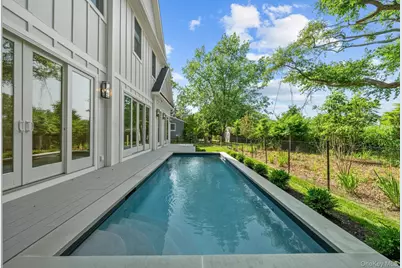 37 Peconic Bay, Southampton, NY 11968 - Photo 29