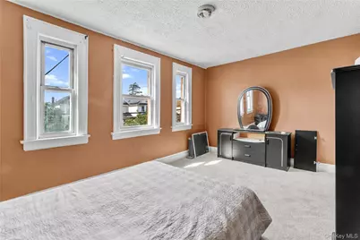 9029 178th Street, Hollis, NY 11423 - Photo 17