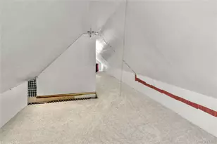 90-29 178th St, Hollis, NY 11423 - Photo 23