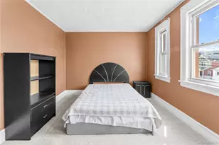 90-29 178th St, Hollis, NY 11423 - Photo 15