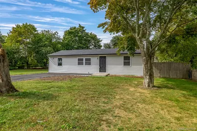 506 Scherger Avenue, Patchogue, NY 11772 - Photo 3