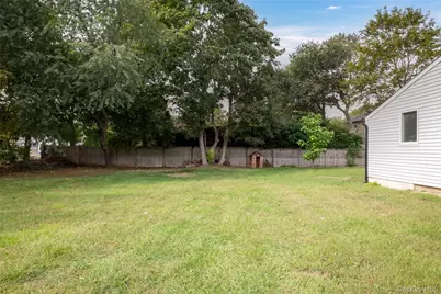 506 Scherger Avenue, Patchogue, NY 11772 - Photo 23