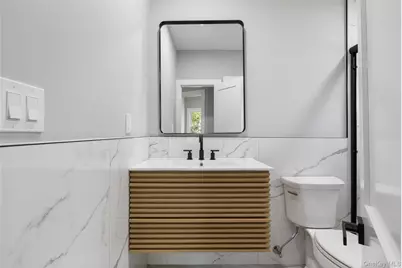 506 Scherger Avenue, Patchogue, NY 11772 - Photo 19