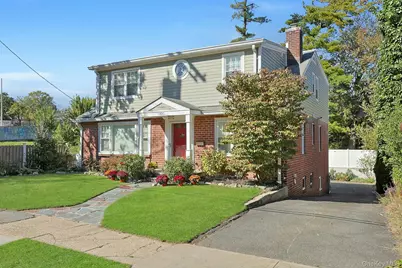 225 Carol Avenue, Pelham, NY 10803 - Photo 3