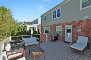 225 Carol Ave, Pelham, NY 10803 - Photo 39