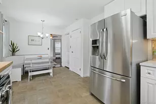 225 Carol Ave, Pelham, NY 10803 - Photo 15