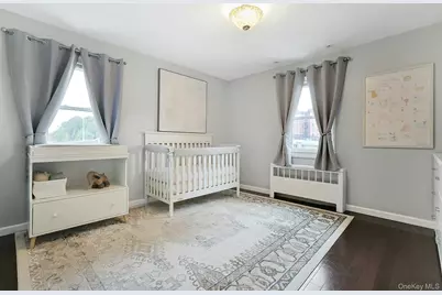 225 Carol Avenue, Pelham, NY 10803 - Photo 31