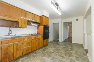 221-14 Fairbury Ave, Queens Village, NY 11428 - Photo 7