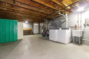 221-14 Fairbury Ave, Queens Village, NY 11428 - Photo 31