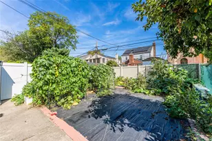 67-37 180th St, Fresh Meadows, NY 11365 - Photo 25