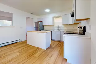 9 Brushwood Dr, Shirley, NY 11967 - Photo 7