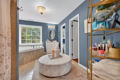 93 Shagbark Lane, Hopewell Junction, NY 12533 - Photo 25