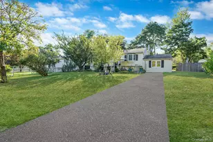 2812 Sipp Ave, Medford, NY 11763 - Photo 11