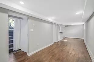 2812 Sipp Ave, Medford, NY 11763 - Photo 9