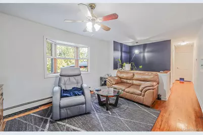 2812 Sipp Avenue, Medford, NY 11763 - Photo 5