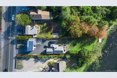 725 W Main Street, Riverhead, NY 11901 - Photo 7