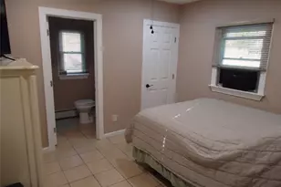 725 W Main St, Riverhead, NY 11901 - Photo 17