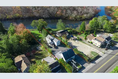 725 W Main Street, Riverhead, NY 11901 - Photo 3