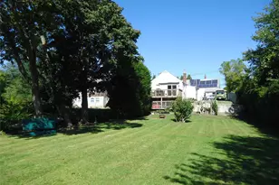 725 W Main St, Riverhead, NY 11901 - Photo 29