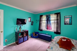 125 Pinebrook Dr, Hyde Park, NY 12538 - Photo 11