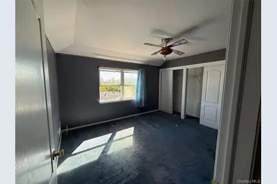 105 Churchill Avenue, New York, NY 10309 - Photo 9