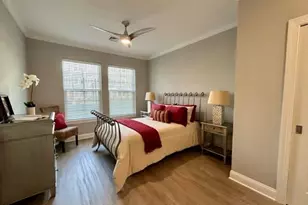 75 E Hoffman Ave, Lindenhurst, NY 11757 - Photo 19