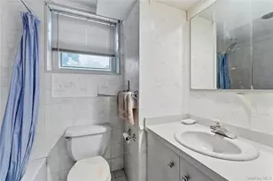 1522 Surprise St, Elmont, NY 11003 - Photo 17