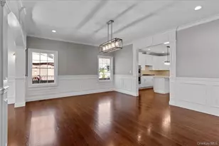 17 Hannington Ave, Wantagh, NY 11793 - Photo 9