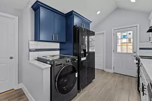 61 Eastview Rd, Ronkonkoma, NY 11779 - Photo 11