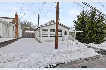 61 Eastview Road, Ronkonkoma, NY 11779 - Photo 3